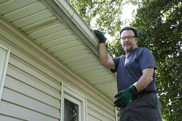 staff at Gutter Cleaning of Fort Walton Beach